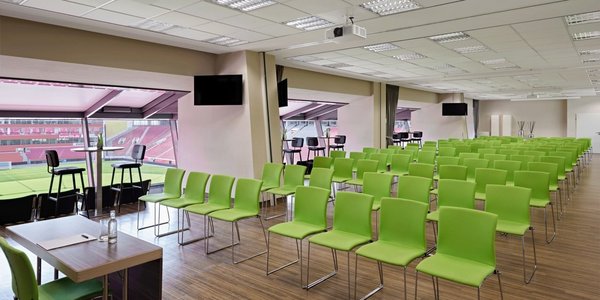 The Curve Hotel BayArena