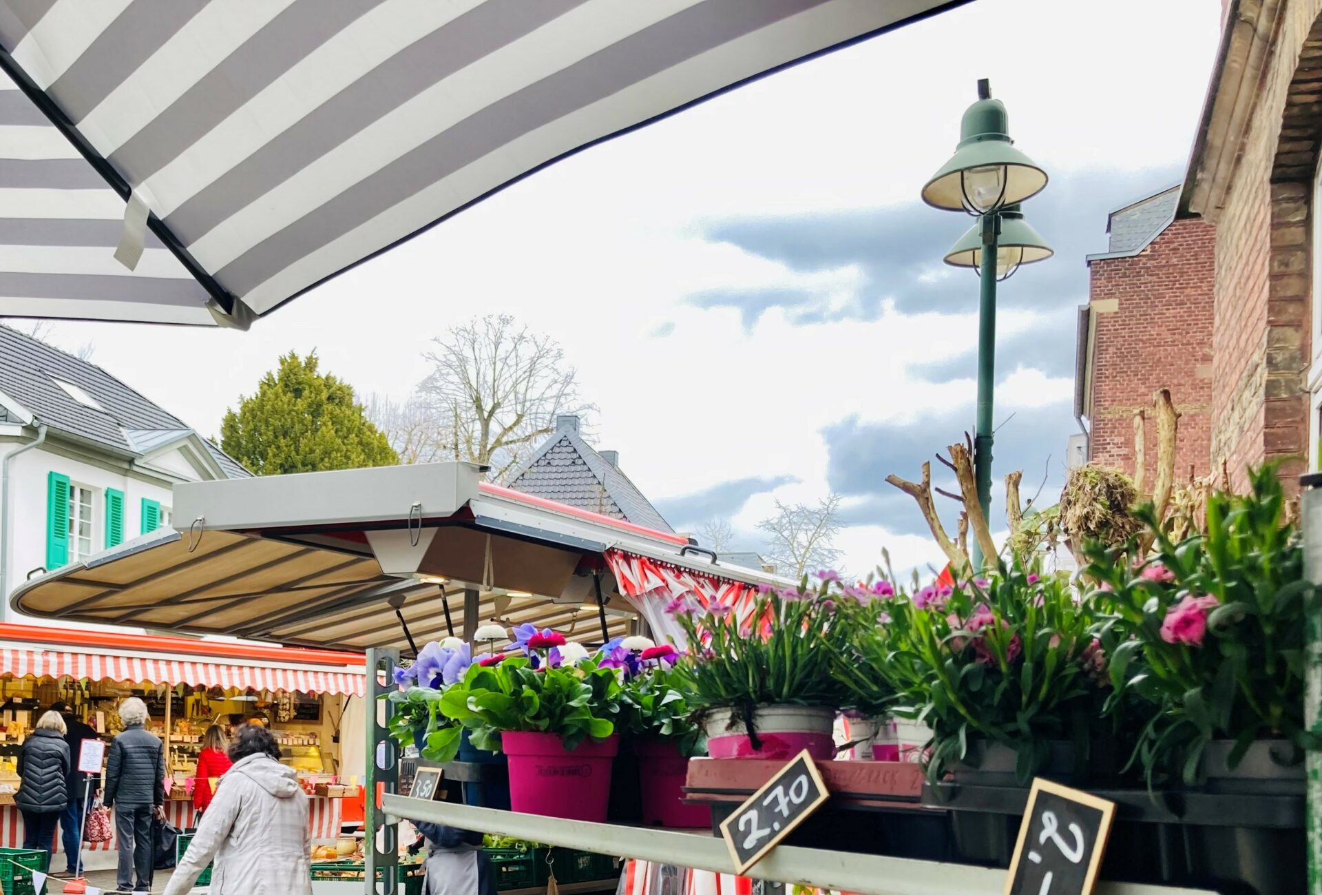 Blühendes Schlebusch. Mit Verkaufsoffenem Sonntag.