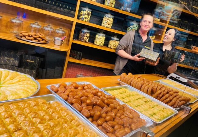 Mr. Baker Leverkusen, Opladen