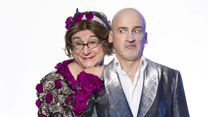 Emmi & Willnowsky. Samthochzeit Tour.